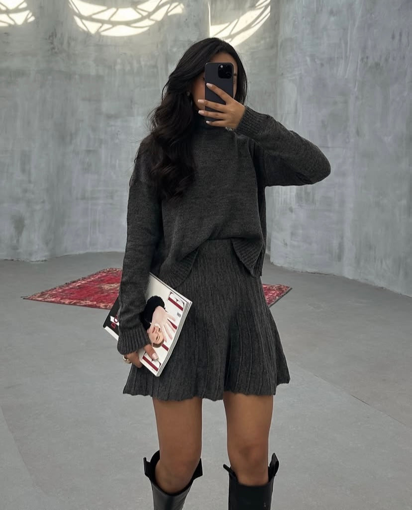 Sofía Skirt & Sweater Set